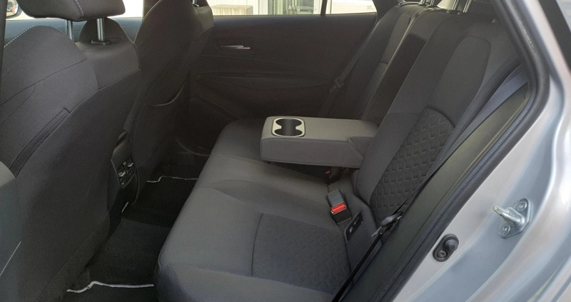 Toyota Corolla cena 108900 przebieg: 38572, rok produkcji 2019 z Tuczno małe 352